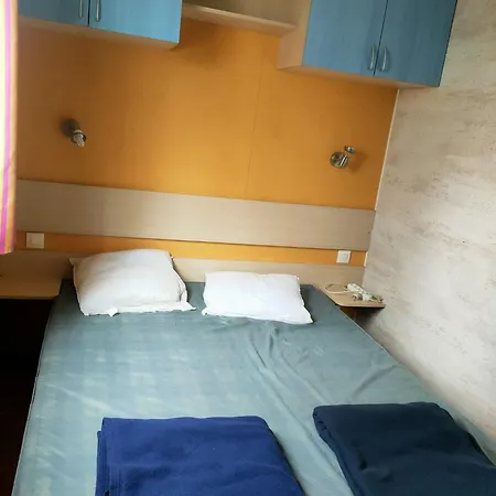 Mobilhome 5p Proche Puy Dufou 120cv *